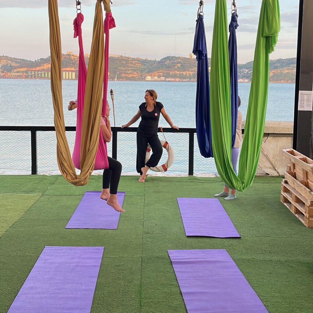 Air Yoga| Yoga Suspenso